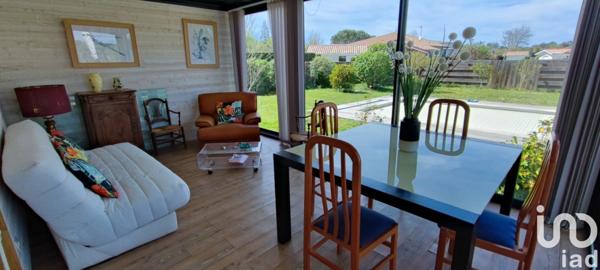 Maison traditionnelle 5 pièces de 135 m² à Soustons (40140)