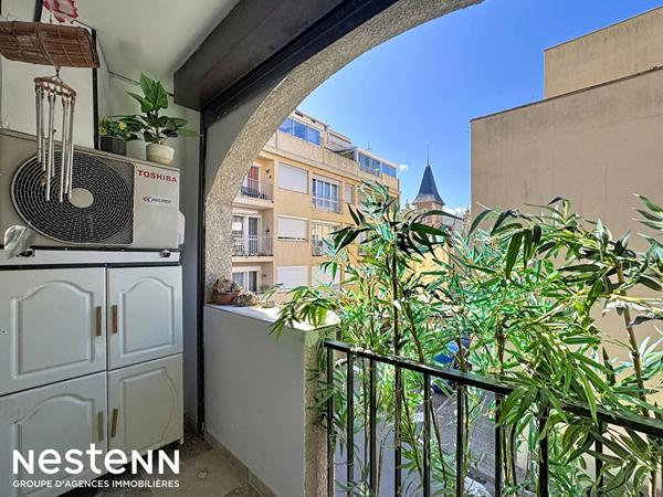 Appartement T4 lumineux de 75 m² avec loggias proche du canal de la Robine