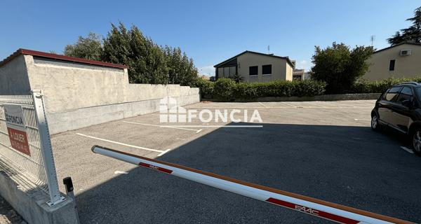 Location Parking - Valence 26000