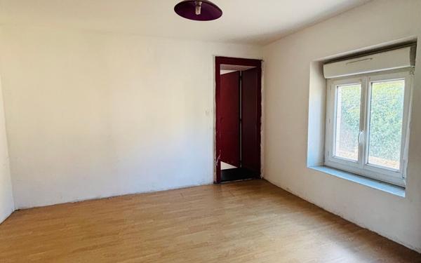 Maison à vendre    4 pièces •  Montmorillon