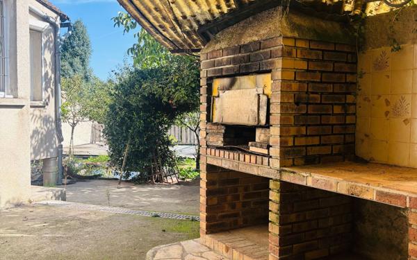 Maison à vendre    4 pièces •  Montmorillon