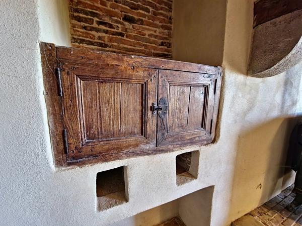 Maison et dépendances dans un hameau, proche de Verfeil Verfeil sur seye
