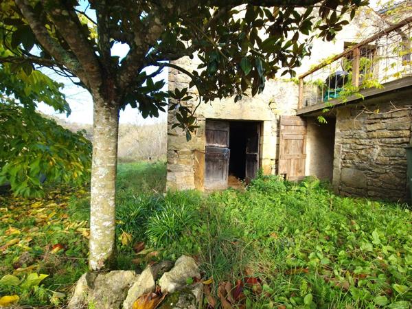 Maison et dépendances dans un hameau, proche de Verfeil Verfeil sur seye