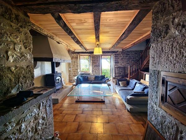 Maison et dépendances dans un hameau, proche de Verfeil Verfeil sur seye
