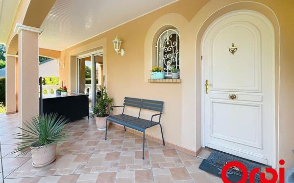 Maison à vendre    5 pièces • 252 m2 Vichy