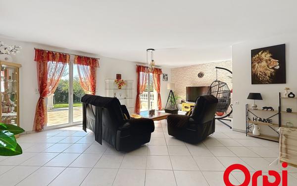 Maison à vendre    5 pièces • 252 m2 Vichy