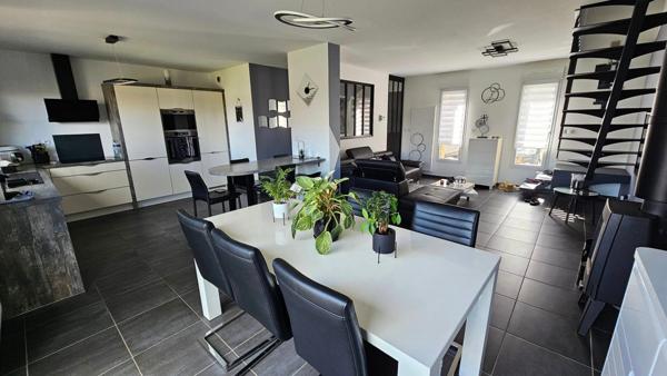 Magnifique Maison 93 m2 - 3 chambres - Sous Sol - Jardin - Terrasse - Chalet