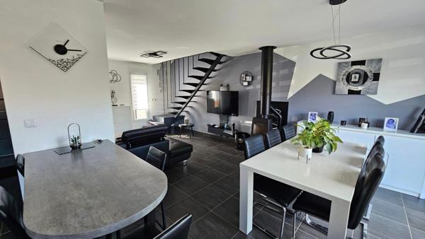 Magnifique Maison 93 m2 - 3 chambres - Sous Sol - Jardin - Terrasse - Chalet