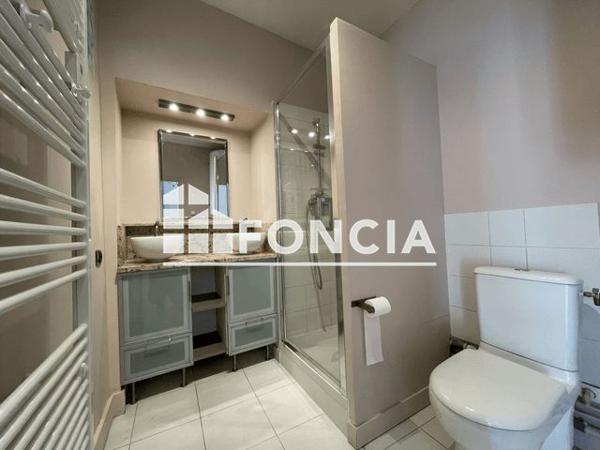 Location Appartement 3 pièces 62.2 m² - 29 RUE JEANNIN Dijon 21000