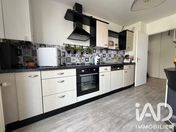 Appartement à vendre 4 pièces 76,1 m² Saint-Jacques-de-la-Lande