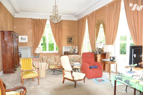 TARBES MAISON DE VILLE 7 CHAMBRES 330 m2  TERRAIN DE 1712 m2