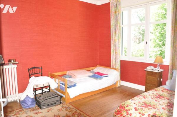 TARBES MAISON DE VILLE 7 CHAMBRES 330 m2  TERRAIN DE 1712 m2