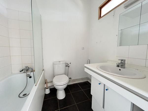 A VENDRE : T2 à LAMBERSART • Lambersart hippodrome • 149 000 € FAI • Réf. 2043