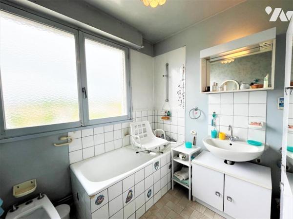 BESANCON (25) : Appartement 5 pièces 