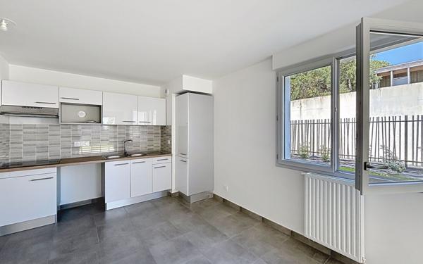 Appartement à vendre    4 pièces • 94,38 m2 Boucau