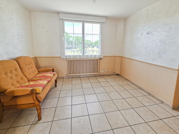 Maison 3 chbres + sous-sol et jardin proche commerces