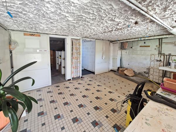 Maison 3 chbres + sous-sol et jardin proche commerces