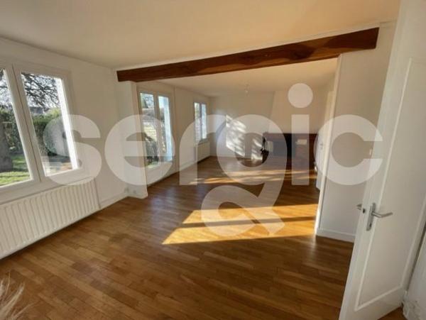 Location 5 Pieces 100 60200 Compiegne 43 1055 01 0001