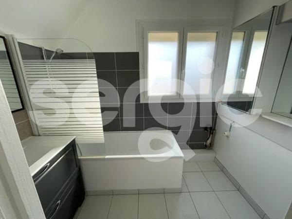 Location 5 Pieces 100 60200 Compiegne 43 1055 01 0001