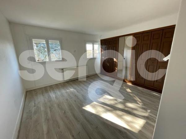 Location 5 Pieces 100 60200 Compiegne 43 1055 01 0001