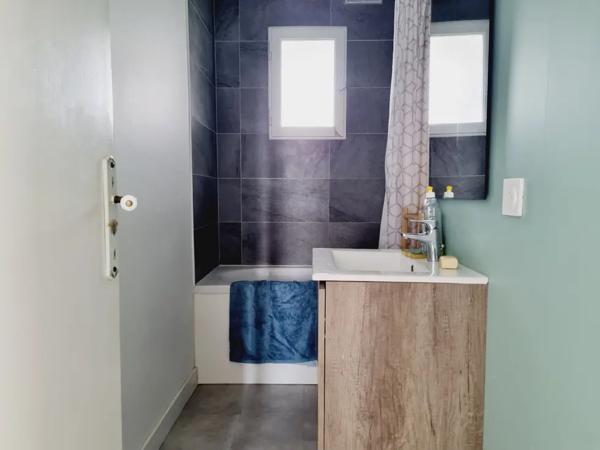 4 pièces - 70 m2 - NANTES 44300 - QUARTIER Rond Point de
