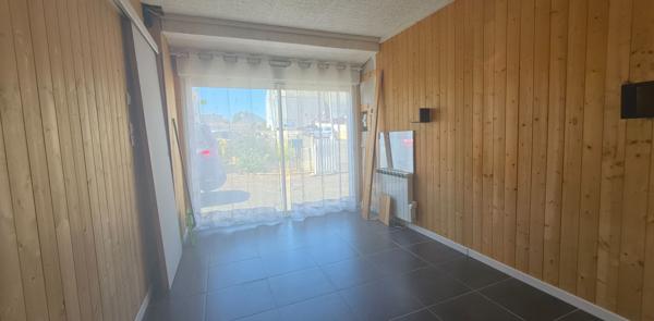Maison Trignac centre 6 pièces 120 m2, pièce de vie de 67m², 3 chambres 1 bureau, jardin clos