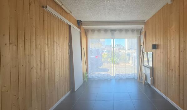 Maison Trignac centre 6 pièces 120 m2, pièce de vie de 67m², 3 chambres 1 bureau, jardin clos