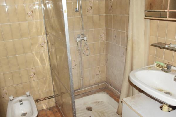 Dpt Charente Maritime (17), Ile d'Oléron, à vendre Ensemble immobilier, 6 pièces, dépendances, sur 1456 m², proche de st pierre d'Oléron