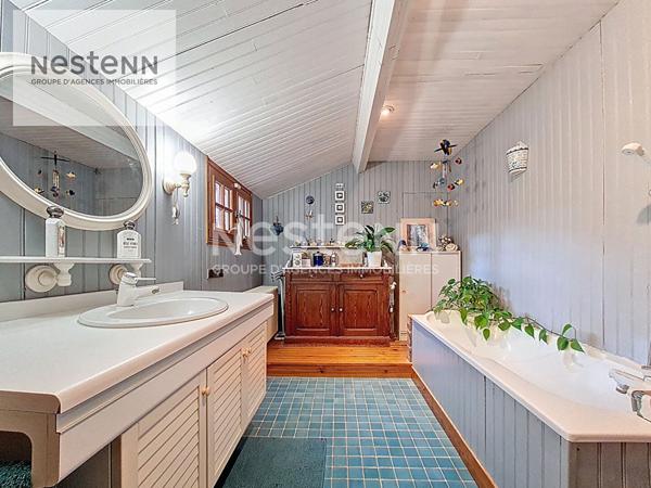 FLEURY LES AUBRAIS - MAISON 1930 - JARDIN - GARAGE !