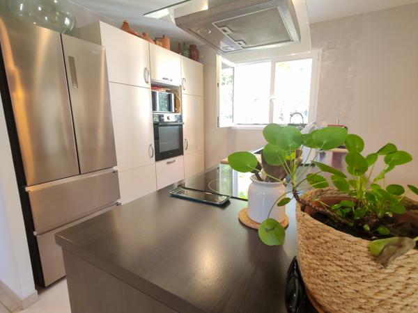 Magnifique villa d'environ 103 m² sur 864 m² de terrain