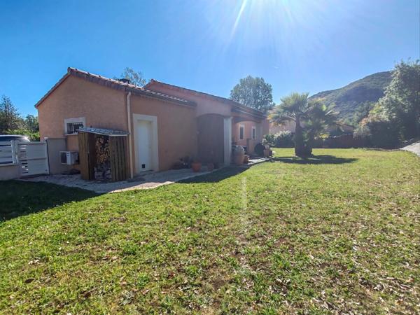 Magnifique villa d'environ 103 m² sur 864 m² de terrain