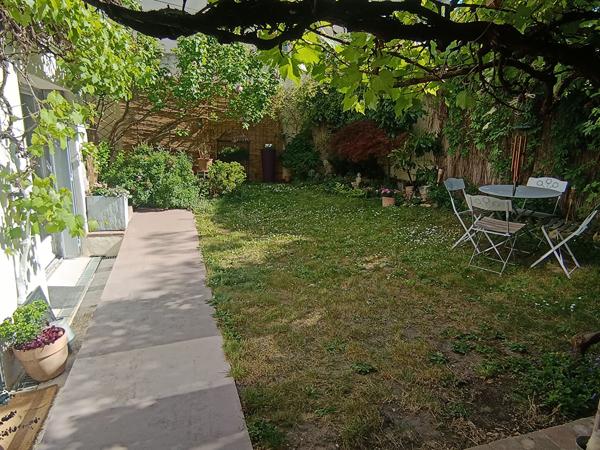 A 15 min de la gare de Houilles, maison familiale 7 pièces de 124m²