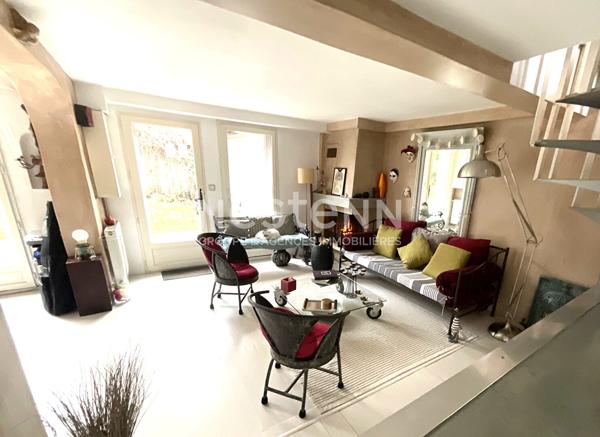 A 15 min de la gare de Houilles, maison familiale 7 pièces de 124m²