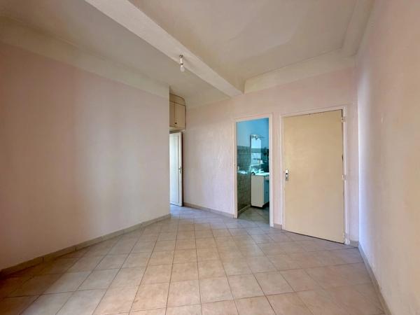 Appartement T2 - Coeur du village - 83510 Lorgues - Réf 87289007