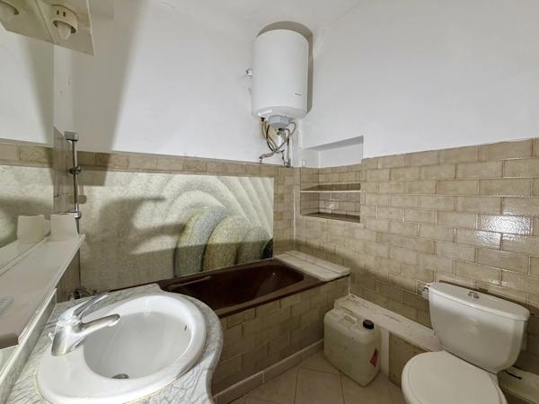 Appartement T2 - Coeur du village - 83510 Lorgues - Réf 87289007