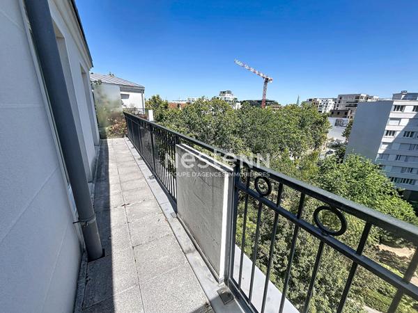 Appartement  Villa Haussmann 3 pièces dernier étage, lumineux, sans vis à vis