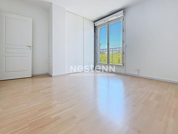 Appartement  Villa Haussmann 3 pièces dernier étage, lumineux, sans vis à vis
