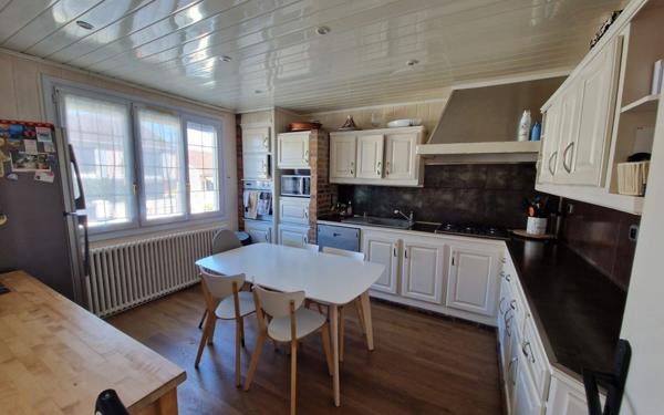 Maison à vendre    7 pièces • 120 m2 Villeparisis