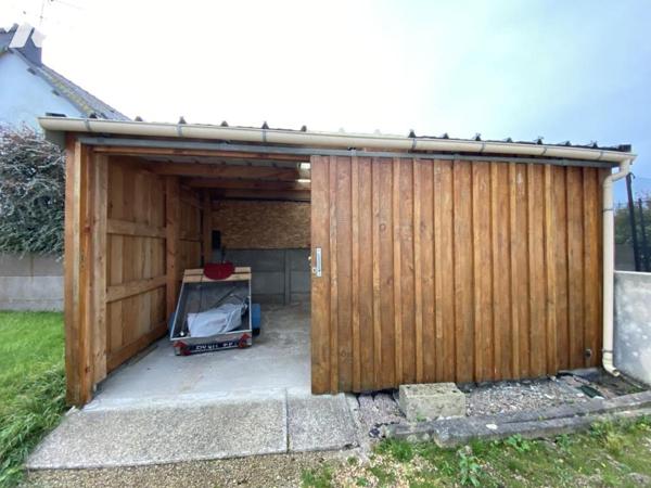 Maison d'habitation de plain-pied proche commerces à BEGARD