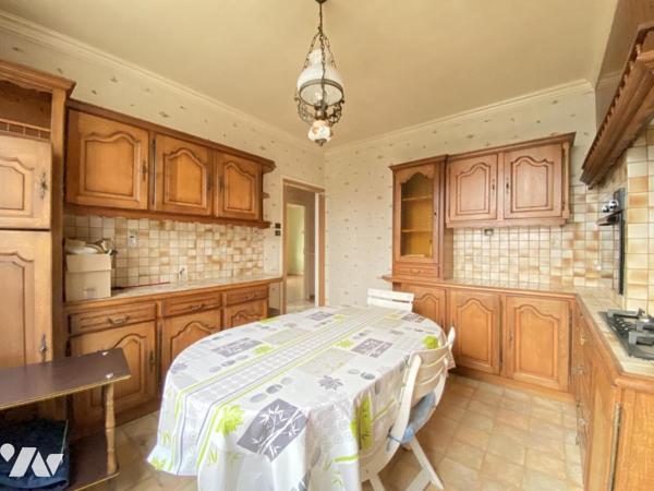 Maison d'habitation de plain-pied proche commerces à BEGARD