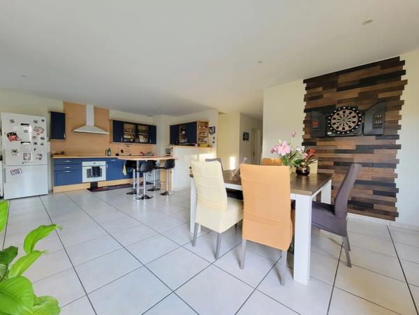 À Vendre : Superbe Maison Familiale de 157m² : 5 chambres