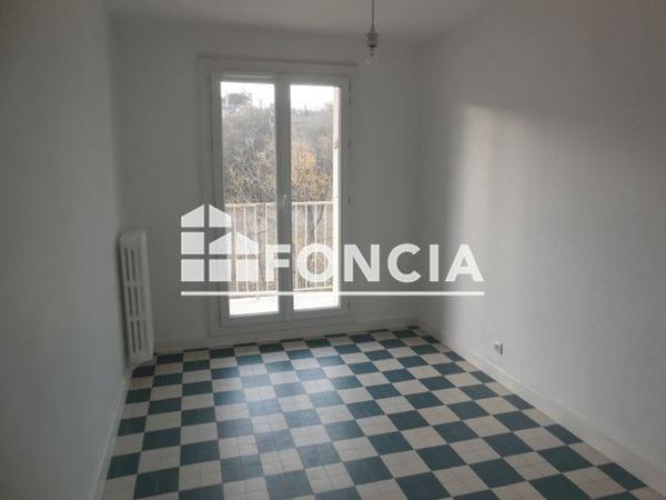 Location Appartement 4 pièces 74.89 m² - 322, 324, 326, 328, 330, 332 AVENUE PIERRE BROSSOLETTE Bourg Saint Andeol 07700