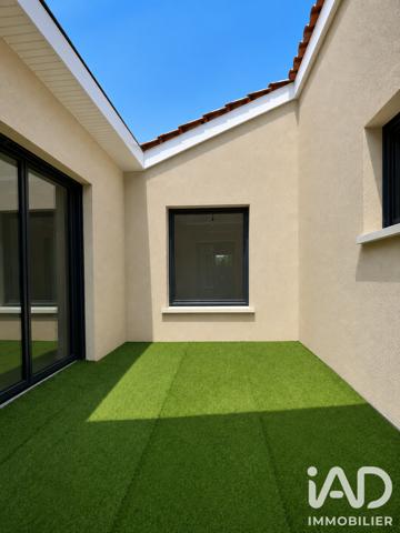 Maison à vendre 6 pièces 160 m² Saint-Médard-en-Jalles