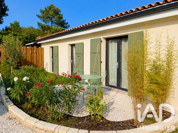 Maison à vendre 6 pièces 160 m² Saint-Médard-en-Jalles