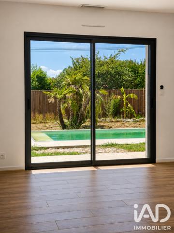 Maison à vendre 6 pièces 160 m² Saint-Médard-en-Jalles