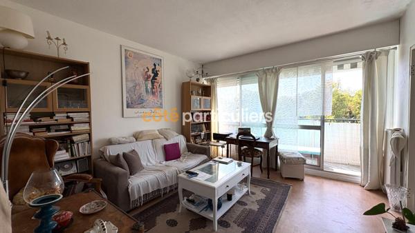Vente
                Appartement50 m² - 2 Pièces -
                    MERIGNAC (33700)