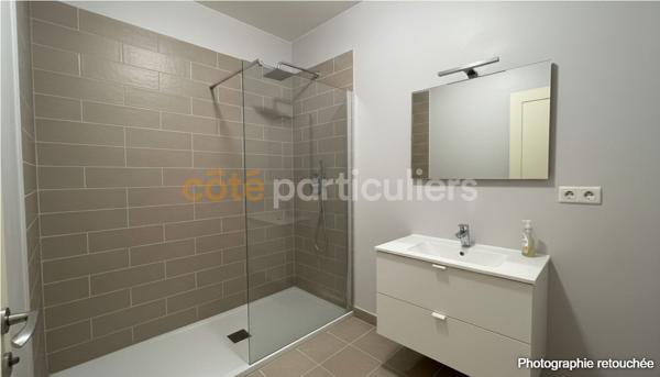 Vente
                Appartement50 m² - 2 Pièces -
                    MERIGNAC (33700)