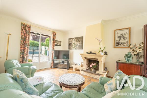 Maison à vendre 6 pièces 115 m² Saint-Arnoult-en-Yvelines