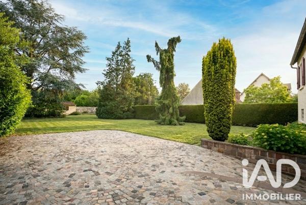Maison à vendre 6 pièces 115 m² Saint-Arnoult-en-Yvelines