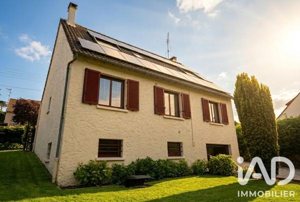 Maison à vendre 6 pièces 115 m² Saint-Arnoult-en-Yvelines